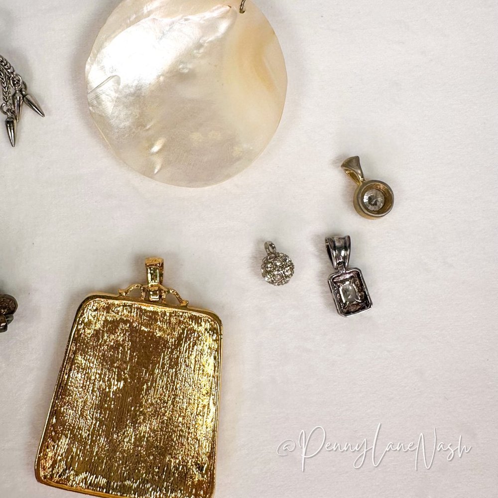 Vintage 9 Variety Charms w/ Rhinestones - Picture 4 of 6